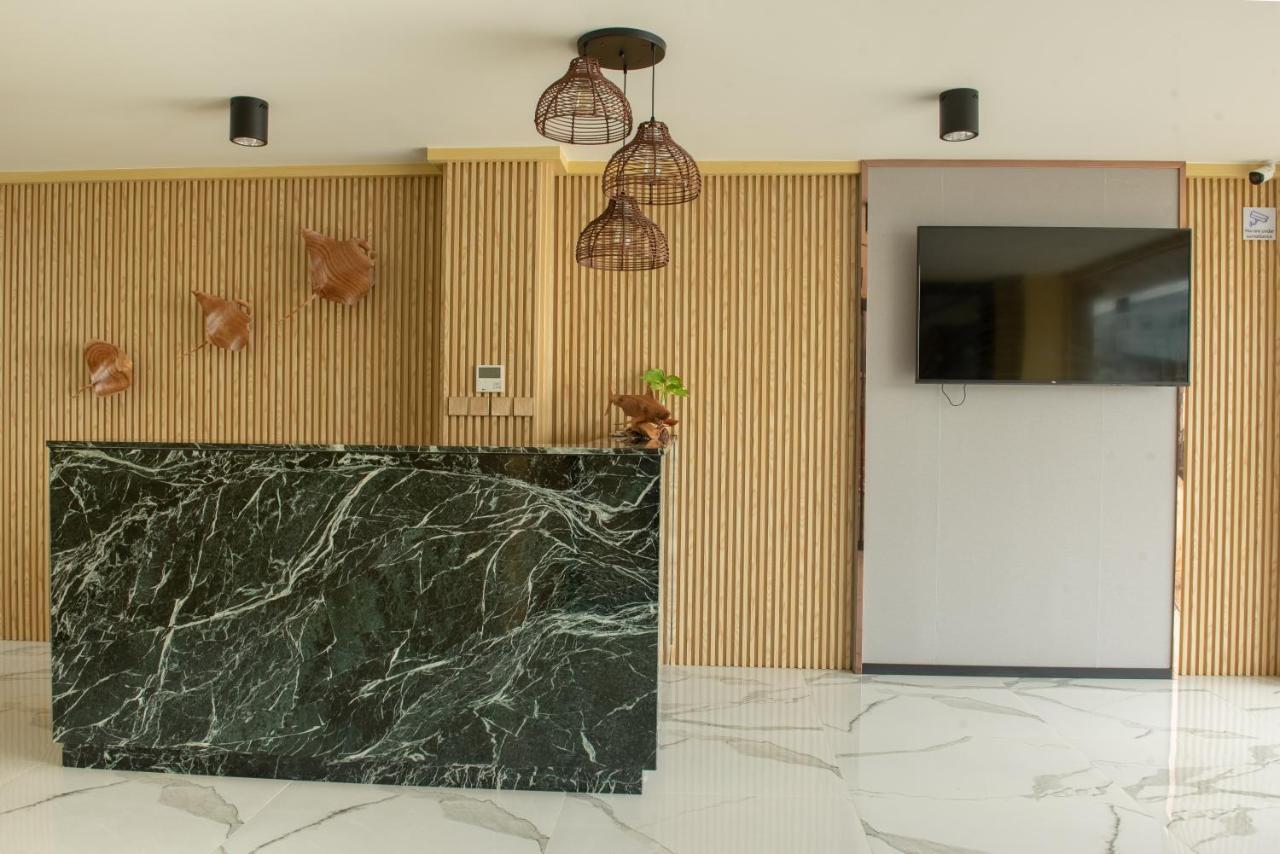 Swarn By Hawks Hotels Kamadhoo Экстерьер фото