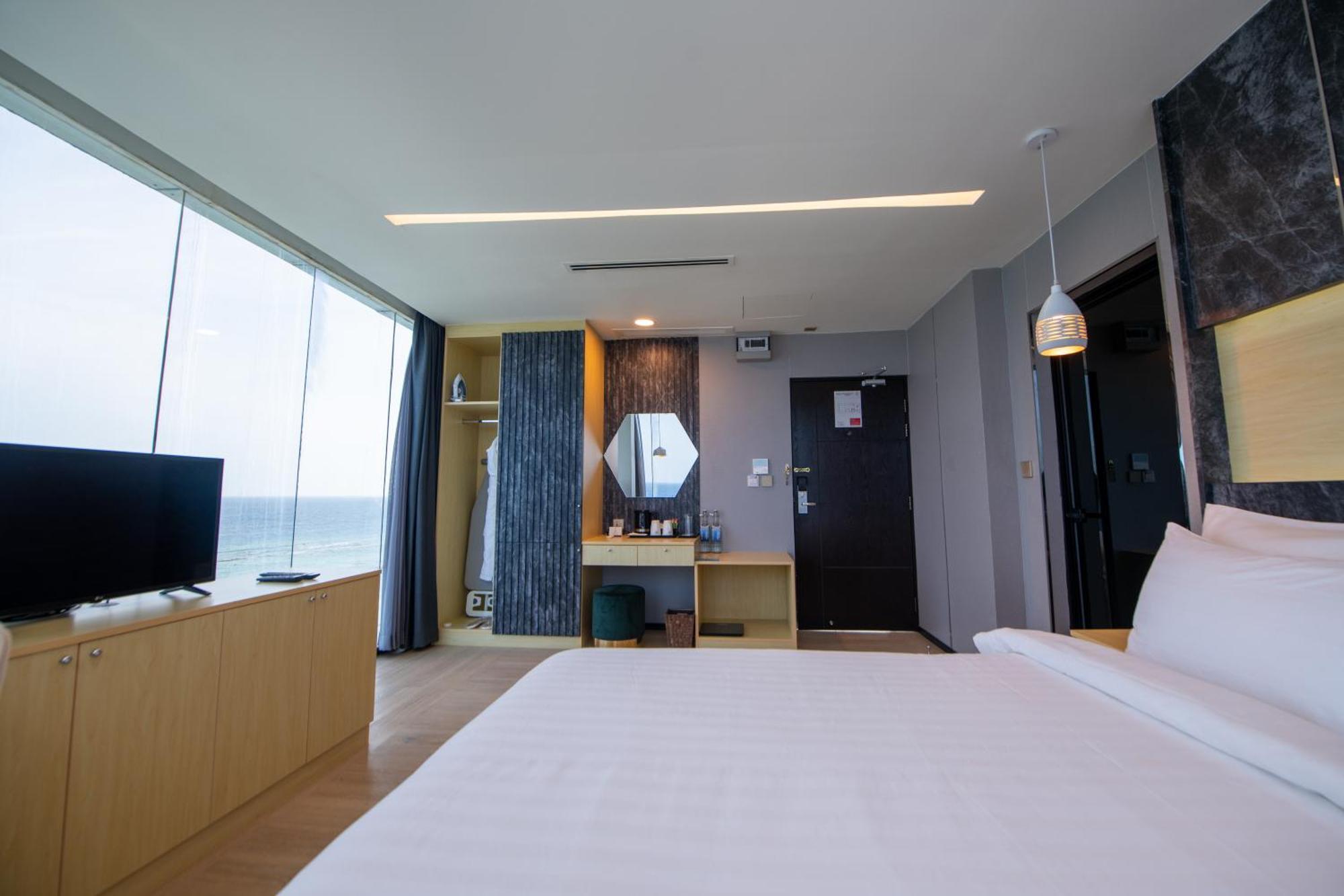 Swarn By Hawks Hotels Kamadhoo Экстерьер фото
